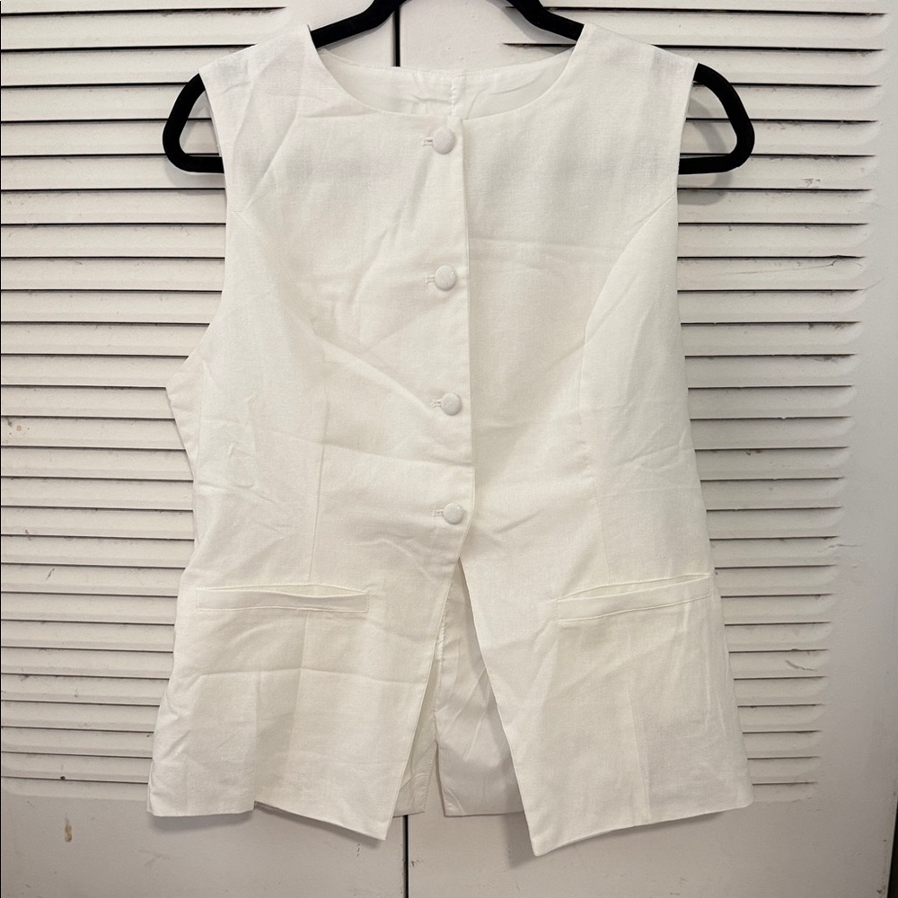 SHEIN White Sleeveless Blouse #056
